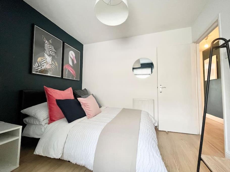 *New* Beautiful 2 Bedroom House In Central Location Londres Exterior foto