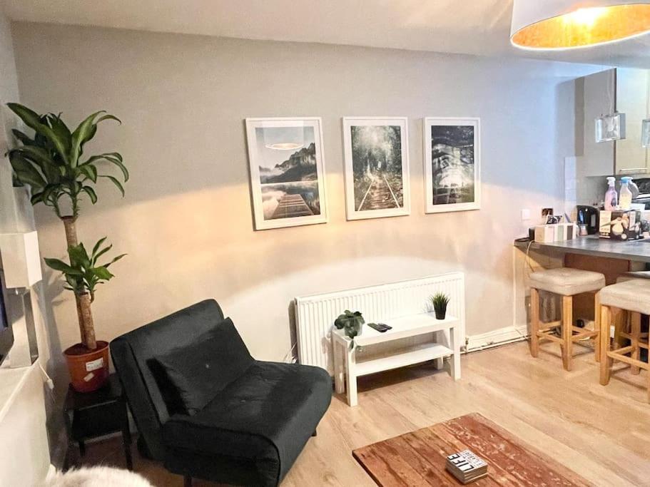 *New* Beautiful 2 Bedroom House In Central Location Londres Exterior foto